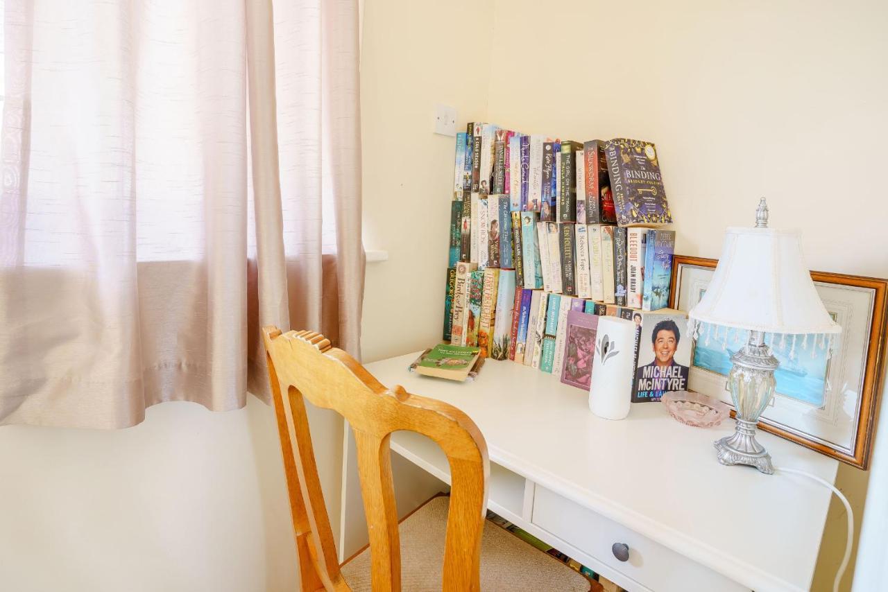 Ash Cottage Llantwit Major Extérieur photo