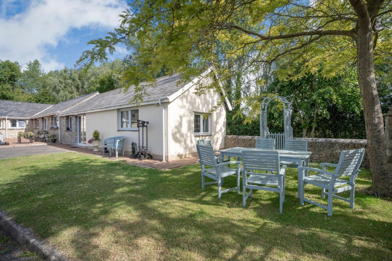 Ash Cottage Llantwit Major Extérieur photo